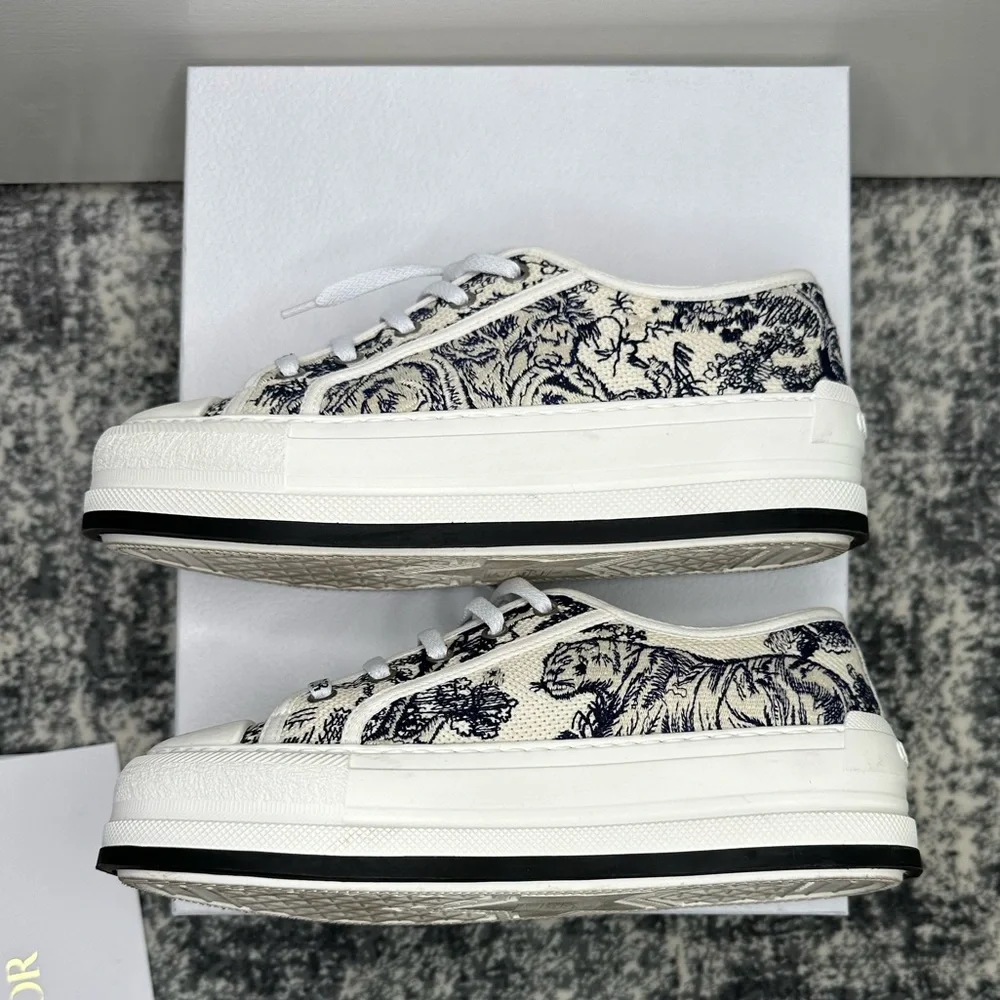 Authentic Dior Women’s platform sneaker size: 37.5 - Picture 9 of 11